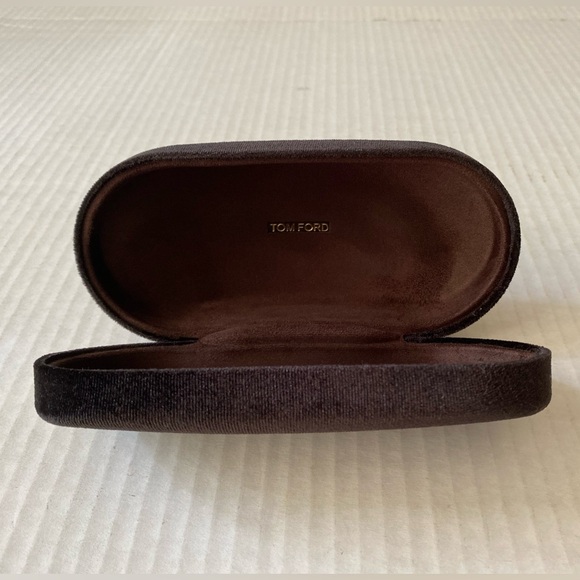 TOM FORD Brown Velvet and Suede Microfiber Clamshell Sunglass Case - Picture 7 of 13